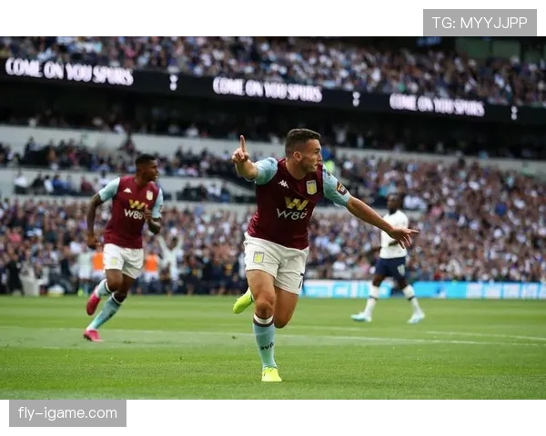 迪奥普在英超表现稳健，正引发多支球队的关注与转会市场热议